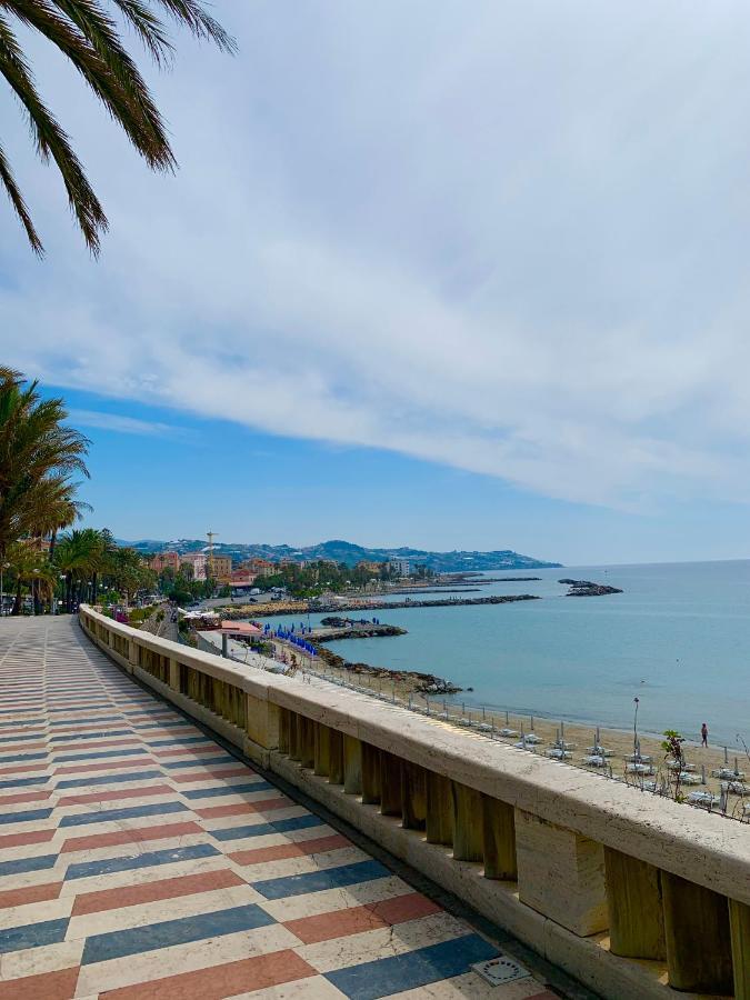 La Casa Del Sole Sanremo Apartman Kültér fotó